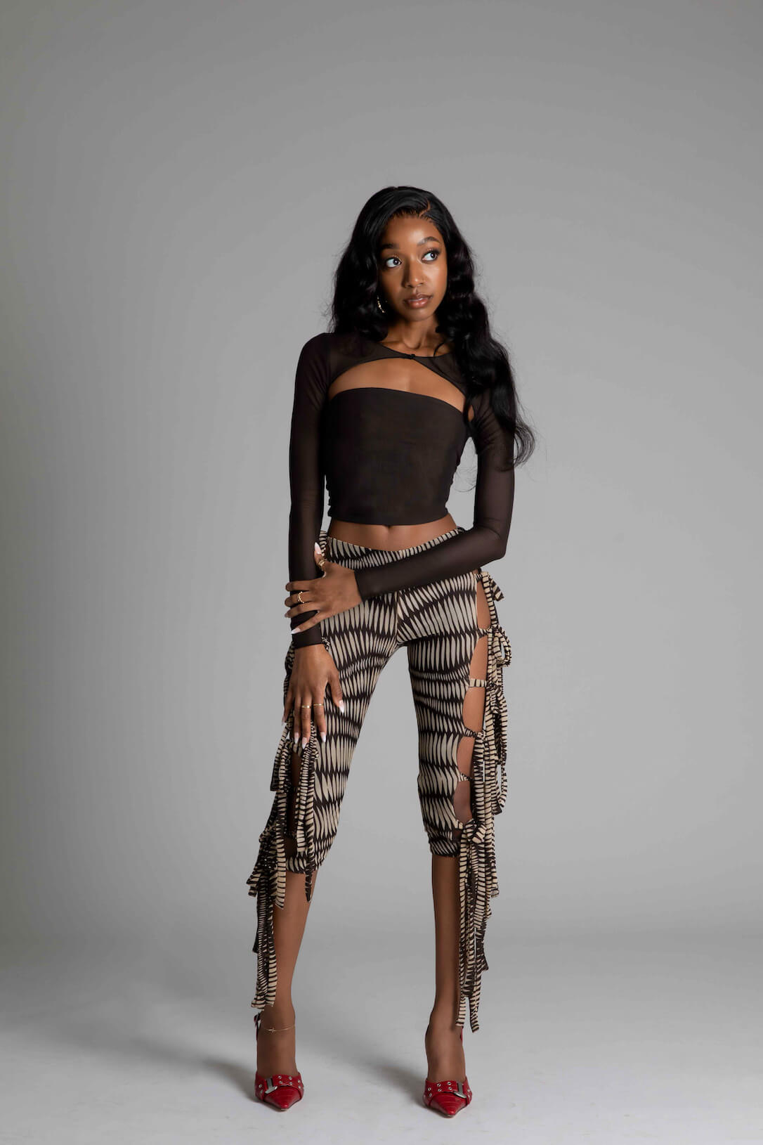 NORA JET NOIRE FULL BODY